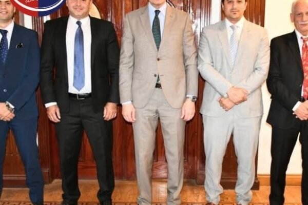 وزير الرياضة يعقد اجتماعًا مع اتحاد الشراع لمناقشة خطة المرحلة المقبلة والاستعدادات لبطولة العالم