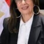 وزيرة الثقافة