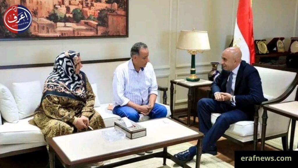 وزير التعليم يكرم مديري مدرستين بالقليوبية