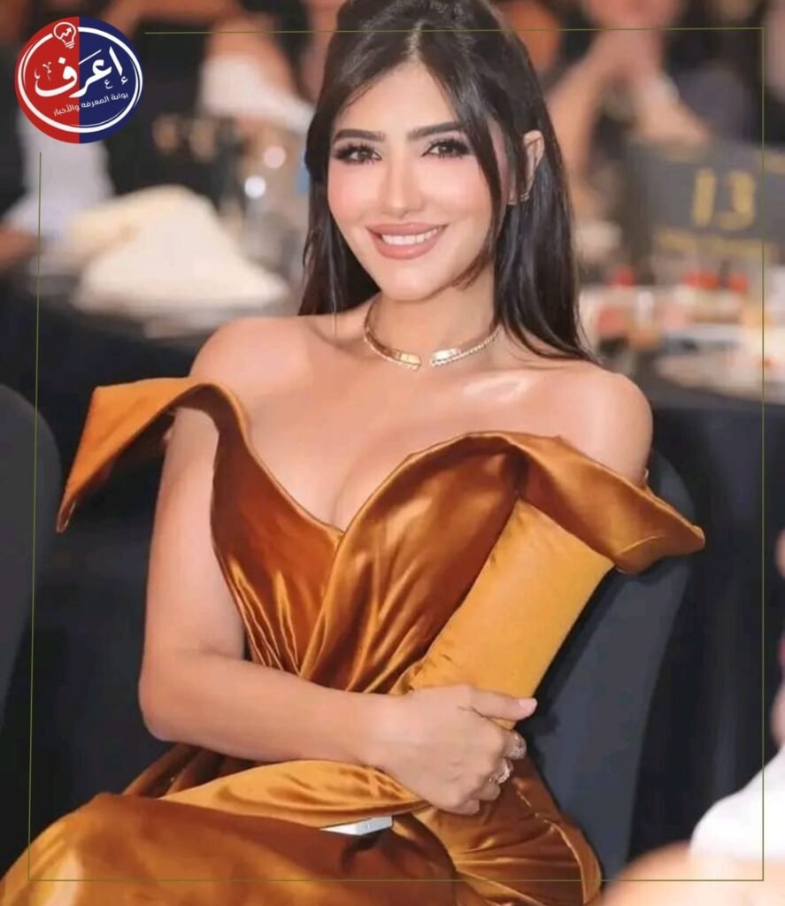 الفنانة مي عمر